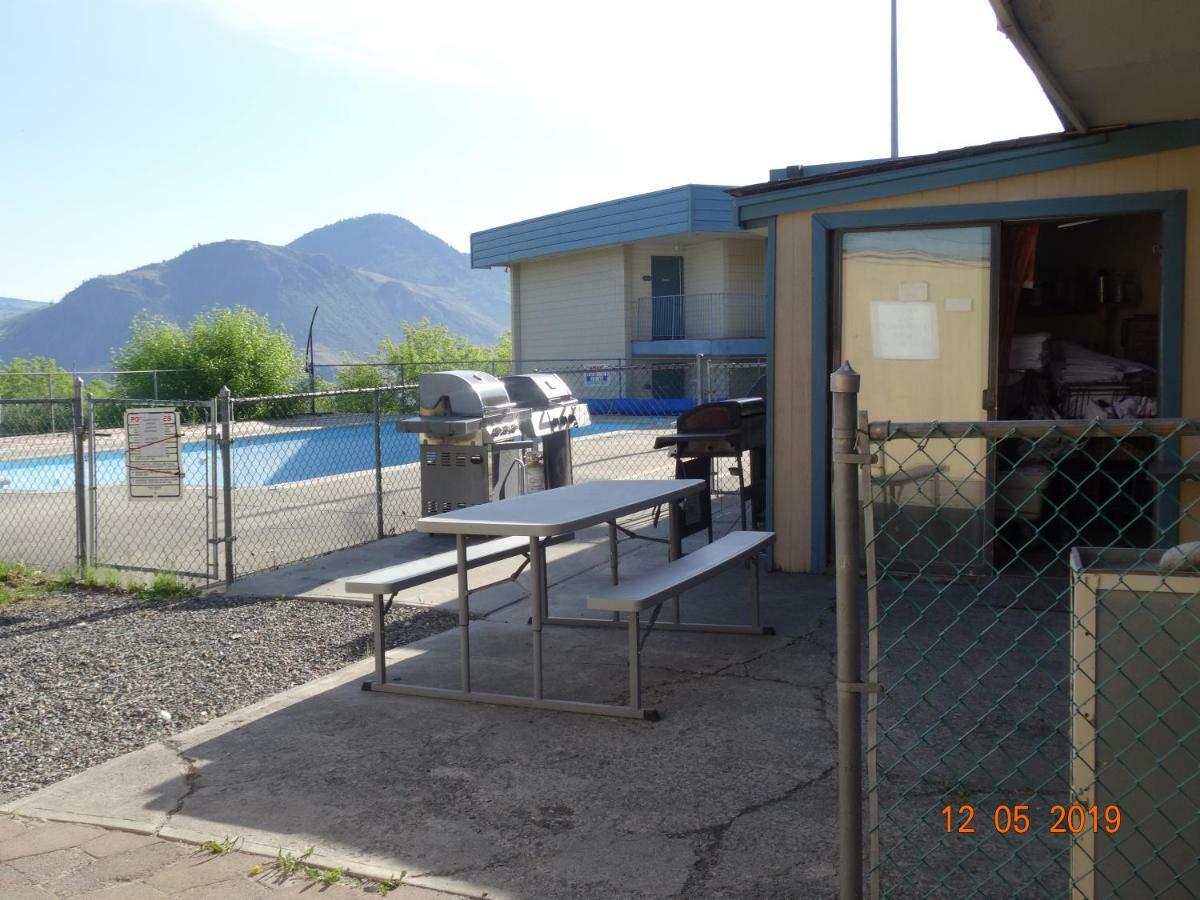 Hospitality Inn Kamloops Esterno foto