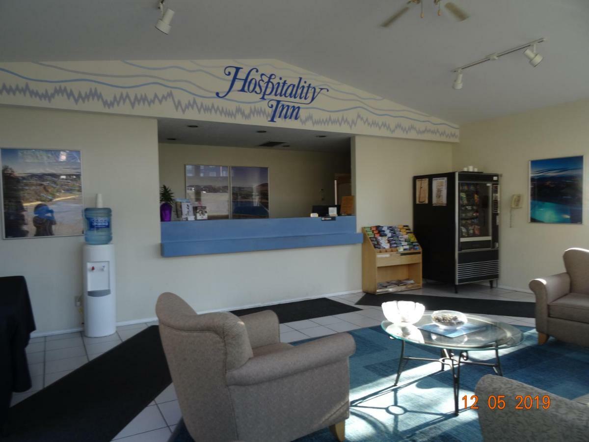 Hospitality Inn Kamloops Esterno foto